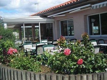 Hotel Le Pairoux Volvic Exterior photo